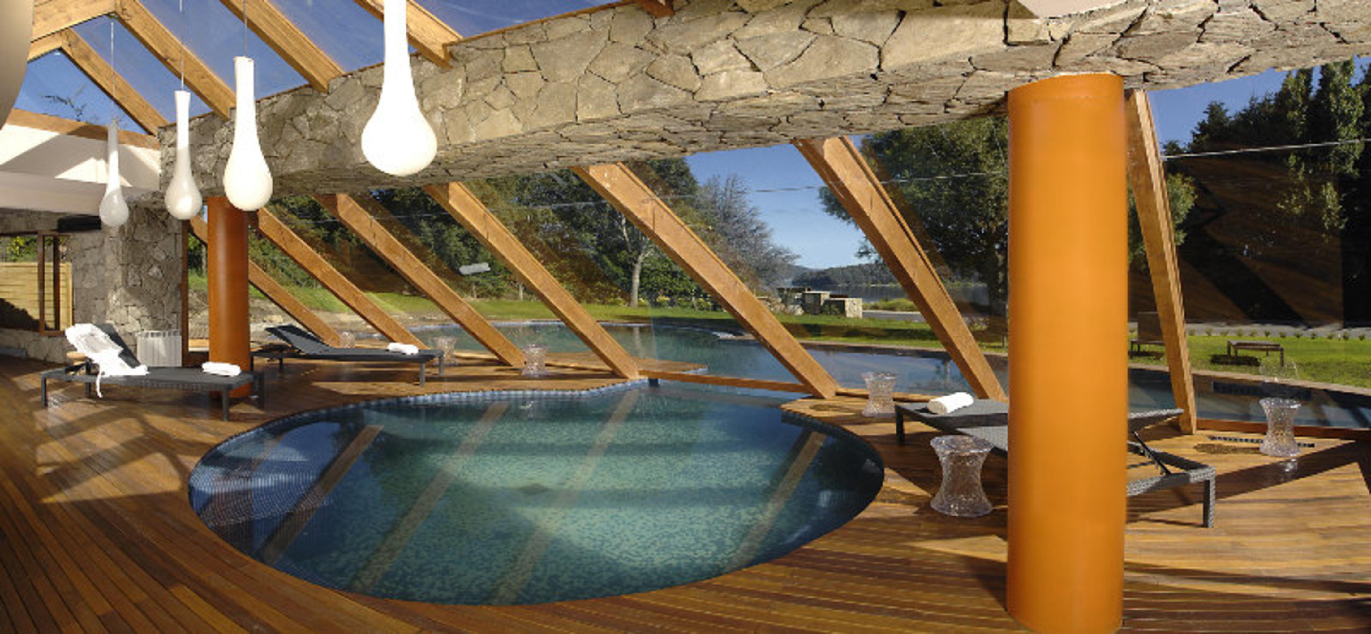 Rochester Bariloche Suites & Spa Facilidades foto